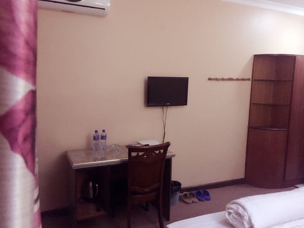 New Yuetan Hotel Dar-es-Salaam Eksteriør bilde